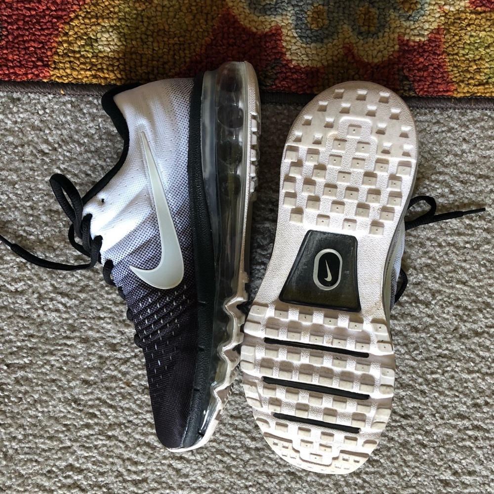 Women’s Nike Airmax
